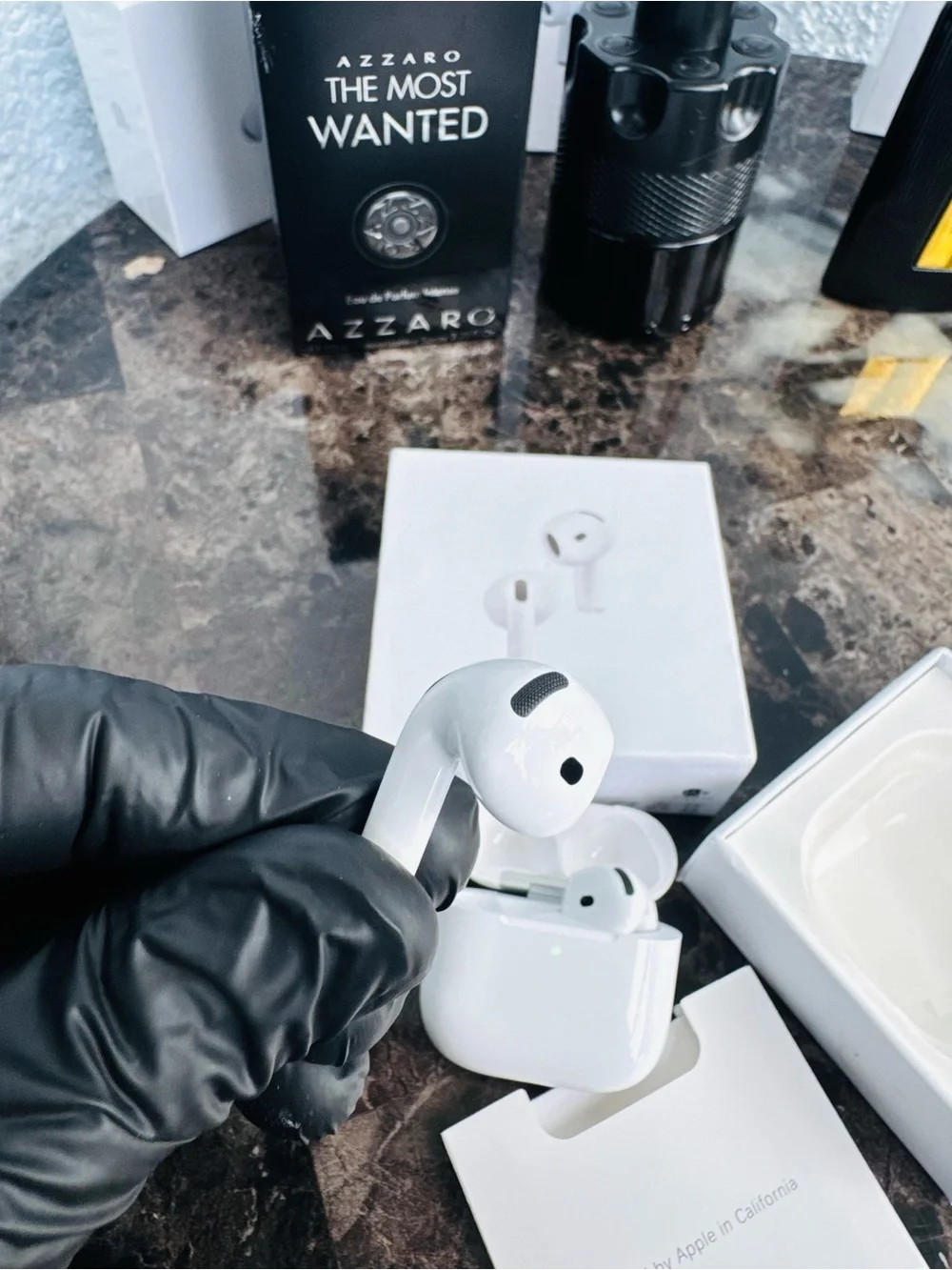 AirPods 4